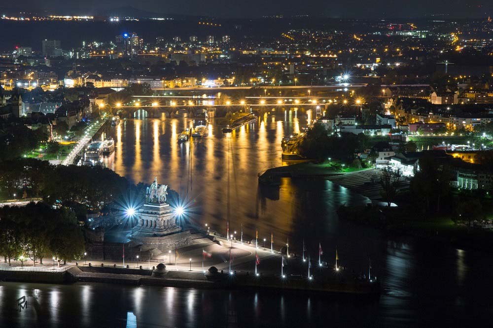Deutsches Eck  in Koblenz - Ferienwohnung, Pension, Unterkunft oder Monteurzimmer gesucht?